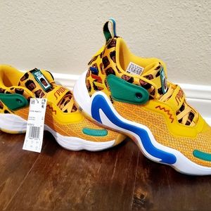 "Youth" Adidas D.O.N. Issue 3 X LEGO🤯🔥💯 - (New w/o box)